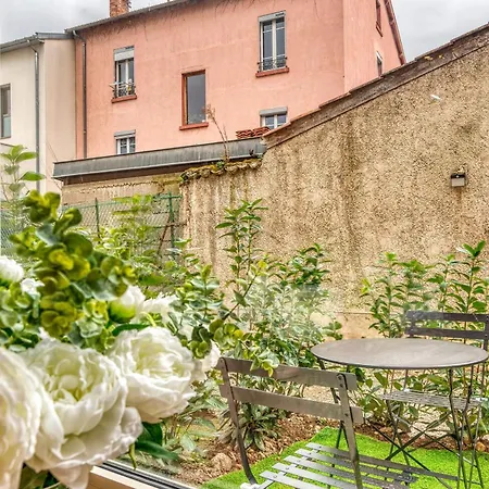 L'epicea - Rdj Duplex Proche Metrohopital Oullins