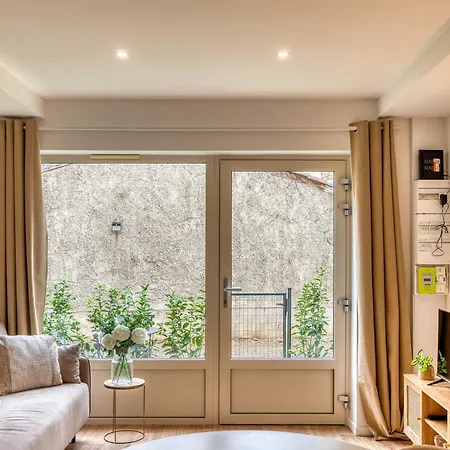 Apartment L'epicea - Rdj Duplex Proche Metrohopital Oullins