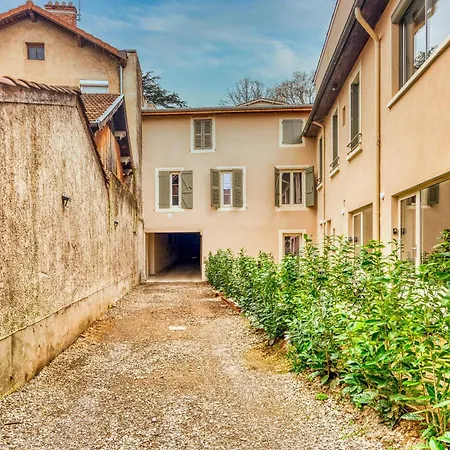 L'epicea - Rdj Duplex Proche Metrohopital * Oullins